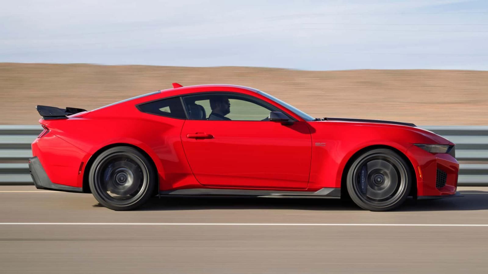 Αυτή είναι η νέα Ford Mustang Dark Horse SC